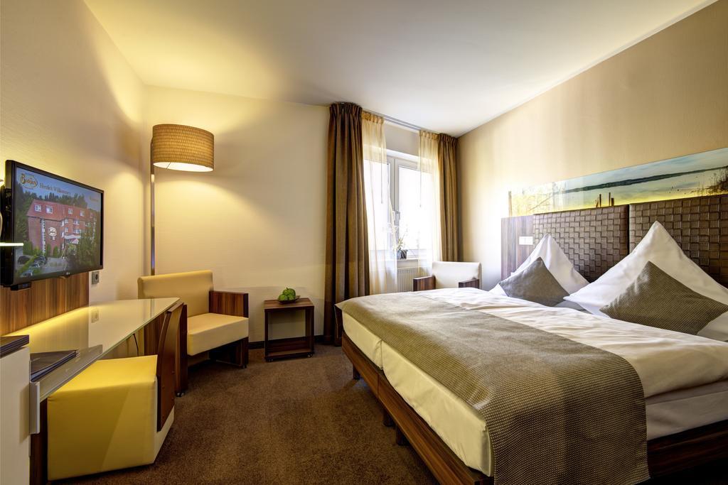 Hotel Am Badepark Bad Zwischenahn Quarto foto